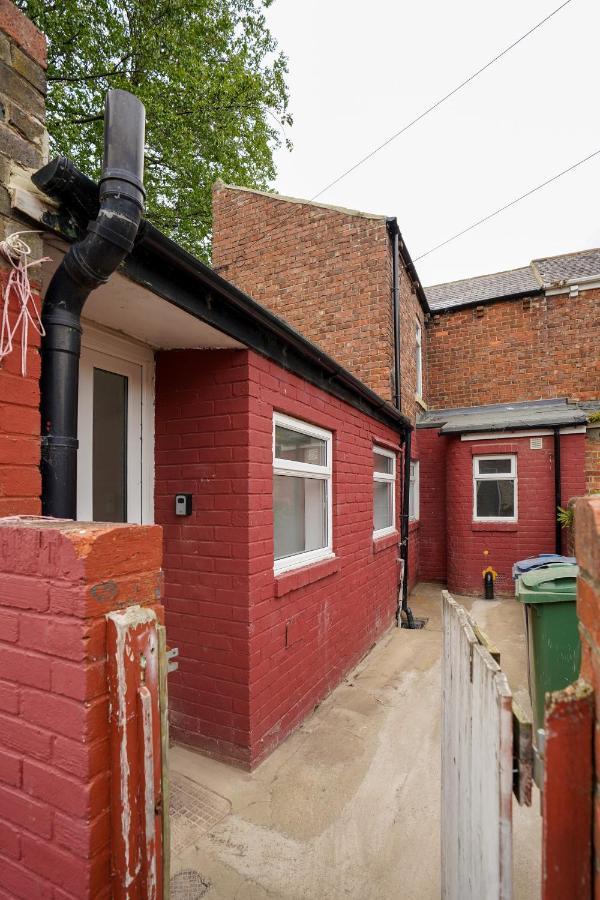 Modern And Spacious 3-Bedroom House - Free Parking, Fast Wi-Fi, Ideal For Up To 7 Guests Houghton-le-Spring Luaran gambar