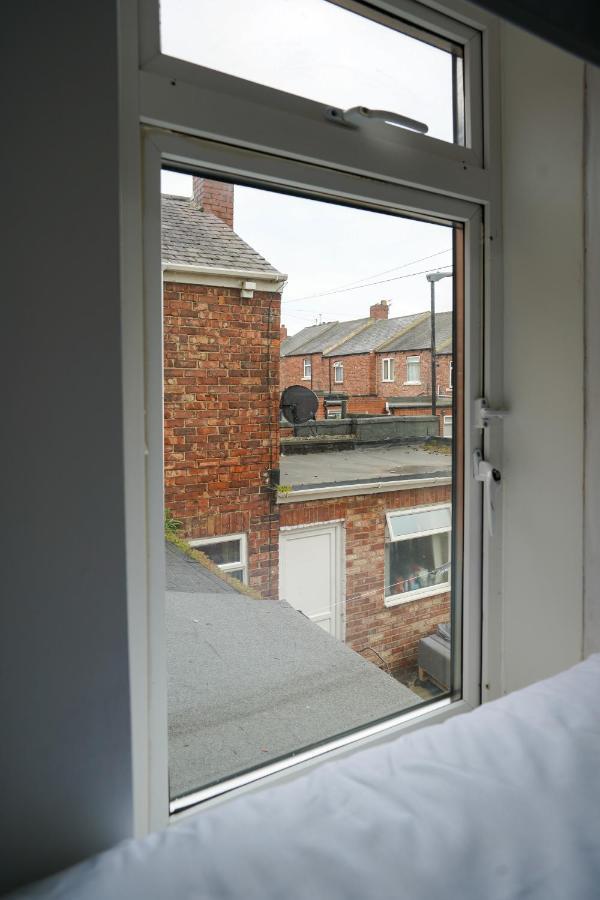 Modern And Spacious 3-Bedroom House - Free Parking, Fast Wi-Fi, Ideal For Up To 7 Guests Houghton-le-Spring Luaran gambar